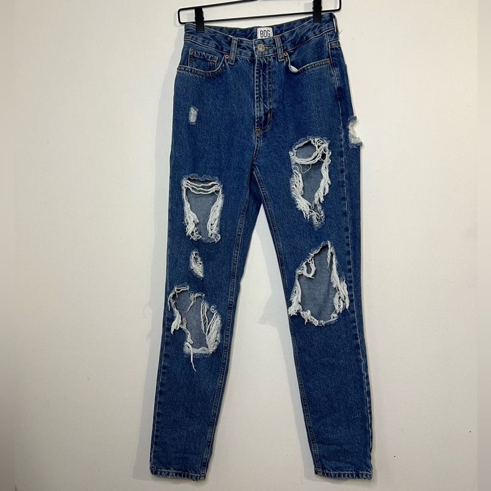 BDG Urban Outfitters Mom High Rise Distressed Holey Denim Jeans size 25